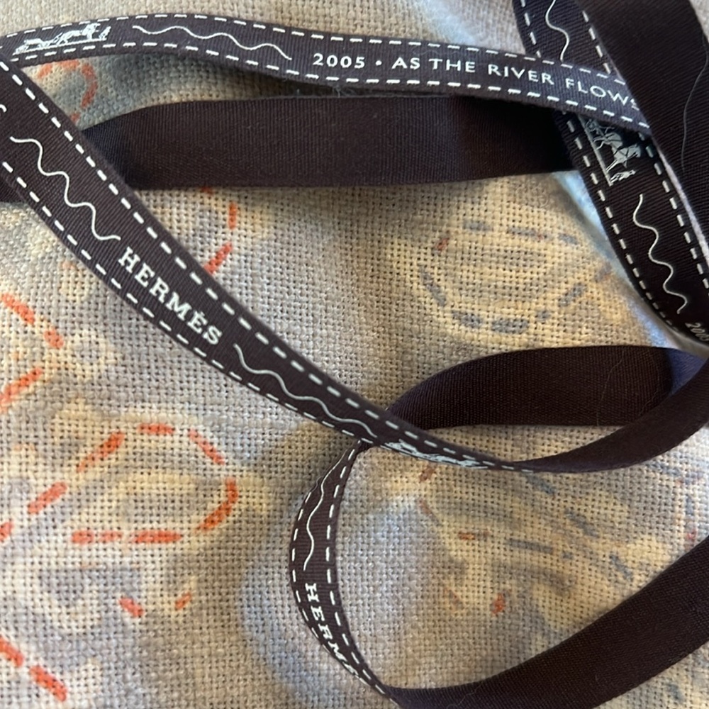 Hermes Ribbon 54" - Picture 3 of 3